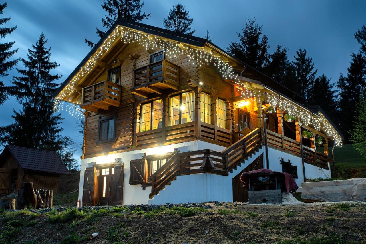 Tulean Cabin Săcel Eksteriør bilde