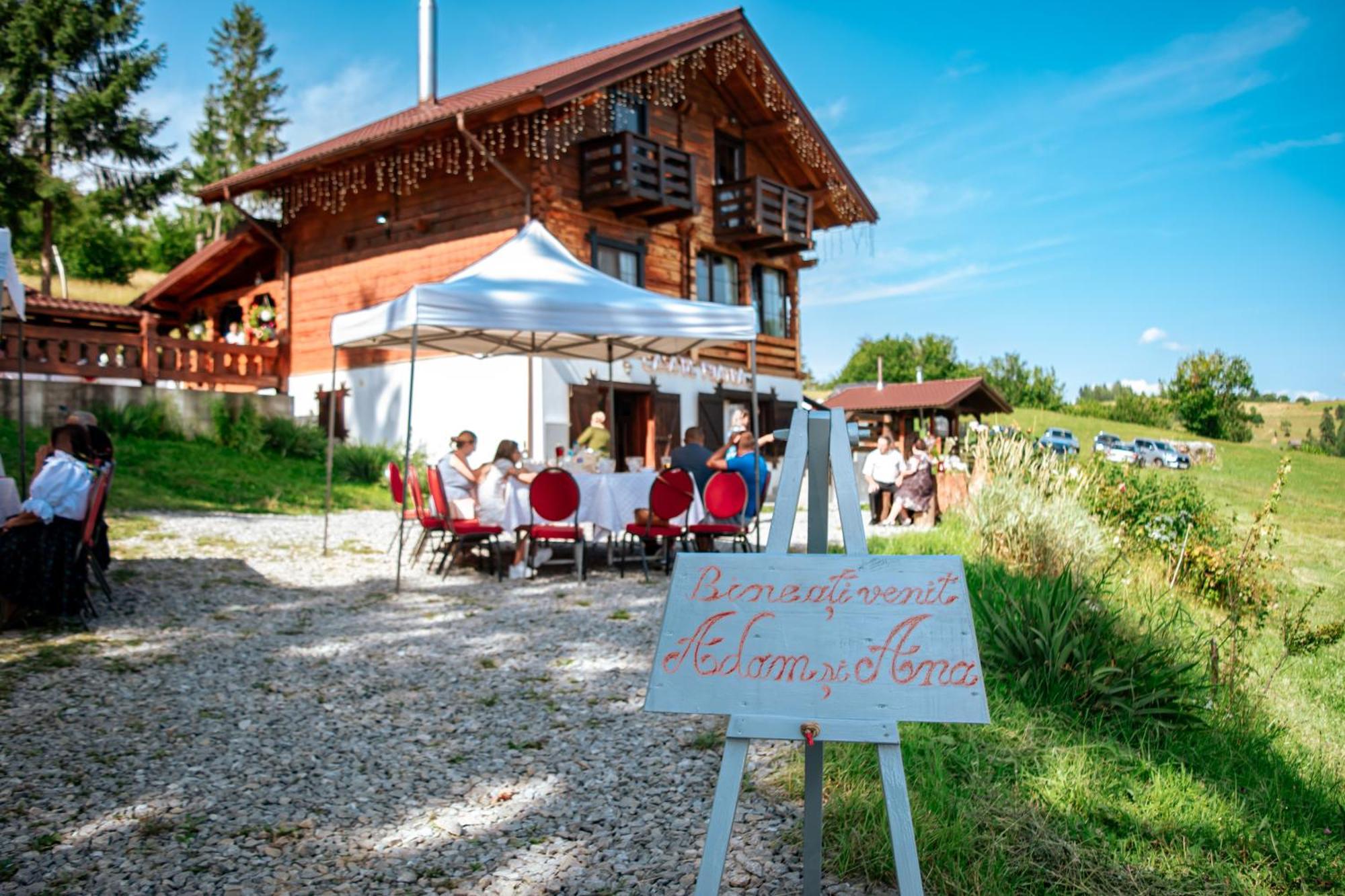 Tulean Cabin Săcel Eksteriør bilde
